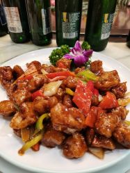 -鑫淼餐饮娱乐中心(江东街店)