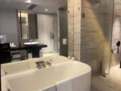 -王牌国际酒店(深圳北站店)