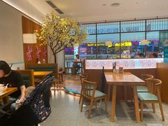 大堂-诚铭记·虾仁汤包·成都小吃(融创店)