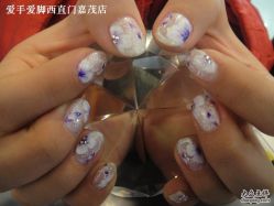 爱手爱脚彩绘光疗甲-摩睫+皮肤管理·科学美容中心