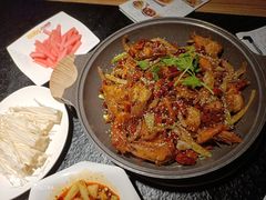 -鸿通城购物中心