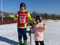 -华彬猛犸滑雪场