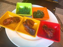 小龙虾小碟-大中华希尔顿酒店-念自助餐·嗨啤·小龙虾