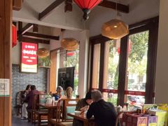 -唐师傅湘西名菜馆(武陵路店)