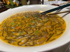 大闸蟹烩豆面-宴昆山·私房菜(春晖店)