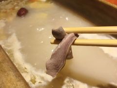 -尚尚仙·酸汤猪手·猪肚鸡火锅(华联万柳购物中心店)