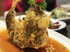 -闫府私房菜(恒隆店)