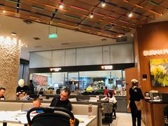 -乐凯撒披萨(恒隆广场店)