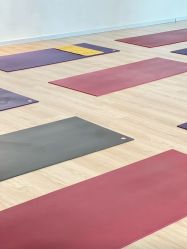 -无界瑜伽普拉提