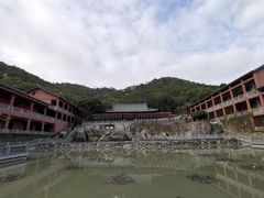 -石峰岩寺