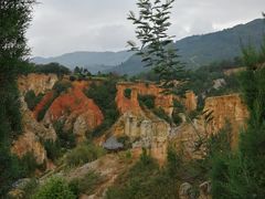 -彩色沙林风景区