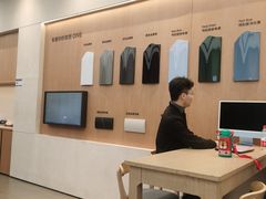 -理想汽车(世纪汇店)