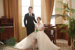 -太郎花子婚纱摄影艺术中心