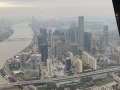 -广州塔卢特斯法国旋转餐厅