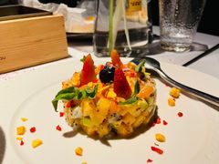 三文鱼牛油果层层塔-味界·精致赣菜(招商花园城店)