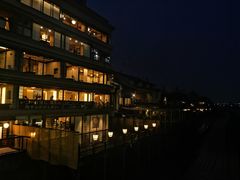 -牛カツ京都勝牛(河原町蛸薬師店)