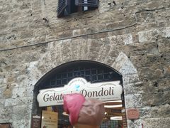 -Gelateria Dondoli