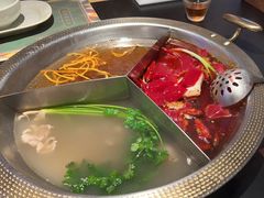 -廖掌柜·重庆鲜货火锅(上海首店)