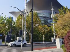 -上海跨国采购会展中心