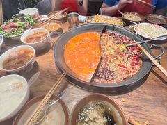 -萍姐火锅·公路夜市(武汉首店)