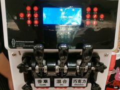 -东方红海鲜百汇(国际大厦店)