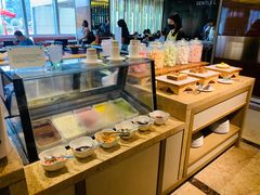 -大中华希尔顿酒店-念自助餐·嗨啤·小龙虾