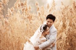 -雪中彩影婚纱摄影·微光艺术中心