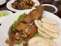 精品香酥鸭-晋阳饭庄(虎坊桥店)