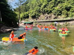 -安吉龙王山峡谷漂流