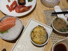 -雍和会海鲜姿造自助(湖东路店)