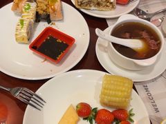 -荣誉国际酒店-云顶旋转餐厅