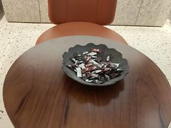 -MUJOSH木九十眼镜(月星环球港B1店)