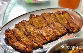 Hand-grab Roasted Spare Ribs