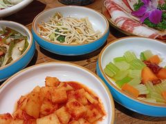 -明洞阿姨·韩式酱蟹烤肉·创意料理(三元桥店)