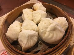蜜汁叉烧包-点都德(大茶楼店)