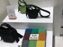 -Acne Studios(芮欧百货店)