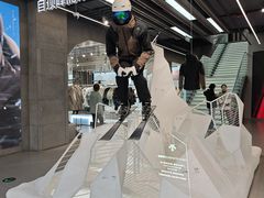 -迪桑特DESCENTE(北京三里屯BLANC店)