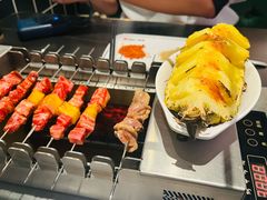 -呼伦一只牛·烧串酒场(陆家嘴店)