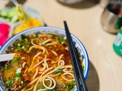 -嘻小北·兰州清汤牛肉面(太平洋森活天地店)