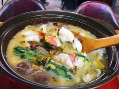 -周鱼小馆石锅酸菜鱼(活力汇店)