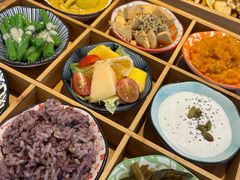 -轻蔬不用等·素食(江苏路店)