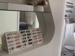 -韩静美科技护肤抗衰中心