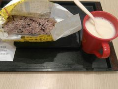 早餐燕麦红豆谷物豆浆-永和大王(浦东南路店)