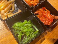 -青瓦炭韩潮烤肉(花园道店)