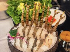 鱼虾共舞-红鼎豆捞·非遗鲍皇汤火锅(宝丰路店)