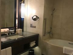 -舟山希尔顿酒店