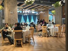 -香山湖家家宴(中山陵店)