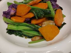 -万龙洲海鲜(大兴绿地缤纷城店)