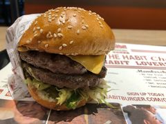 -The Habit Burger Grill 哈比特汉堡(爱琴海店)