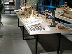 -Trend1881视光·蔡司视觉(领展广场店)